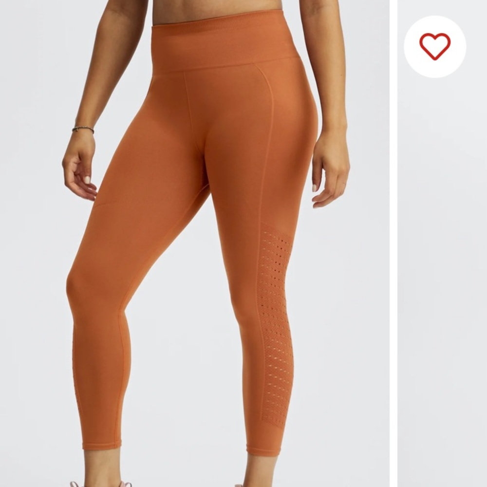 Seamless High-Waisted 7/8 Legging in Burnt Orange - Picture 4 of 4